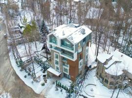 Pine Hotel & Spa Brezovice，位于布雷佐维察的酒店