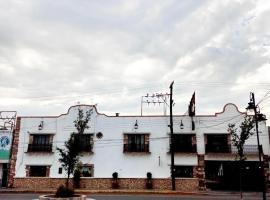 Hotel Olimpia Centro Histórico，位于蒙克洛瓦的酒店