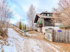 Chalet Altavista by Interhome，位于齐亚诺迪菲耶姆梅的酒店