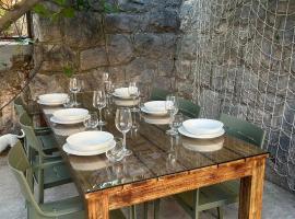 Casa Bella，位于卡尔卢巴格的酒店