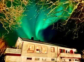 House by the sea, Ballstad Lofoten