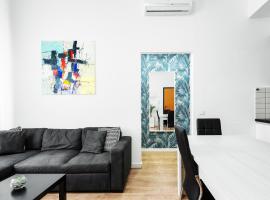 Elegante Appartamento in Centro a Sanremo - Piazza Colombo，位于圣雷莫的酒店