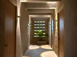 Aira Hotel