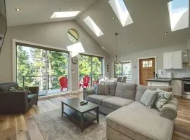 Oceanfront & Amazing Views - Pet Friendly - 2bdrm