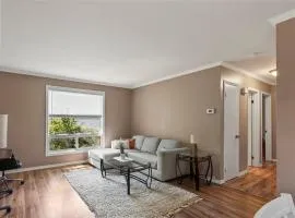 Beautiful 2bed Cottage home near Downtown Chatham