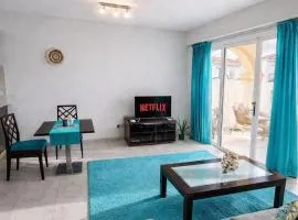 Apartment 2 people sea view garden pool