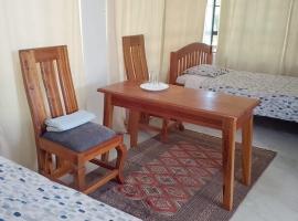 Kels Place RundaT inyTower House 2 beds, 2 guests，位于Mwangarimwe的住宿