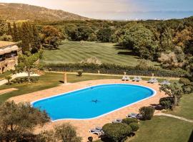 RVHotels Golf Costa Brava，位于圣塔克里斯蒂纳阿鲁的酒店