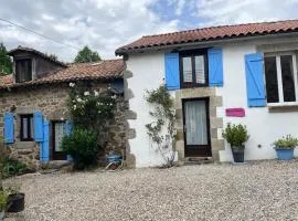 Les Casaniers, La Petite Maison