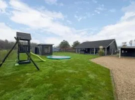 Awesome Home In Hemmet With Sauna