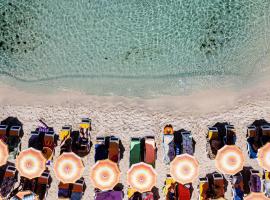 Resort Rocca di Vadaro - Beachfront Suites, Rooms & Apartments，位于梵蒂冈角的酒店