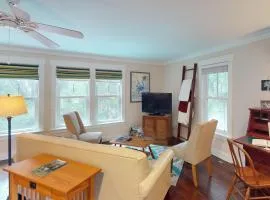 Steps to Riverfront Dtwn Bluffton Studio!