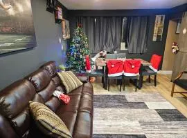 Lux 2BR Condo w King Beds DTWN