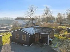 Lovely Holiday Home Near Forest And Beach