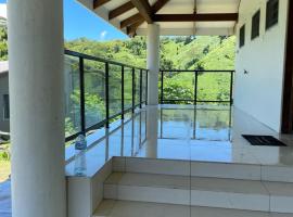 Sunset Haven SavuSavu,，位于萨武萨武的酒店