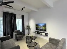 SDC Homestay - Palm Heights LD