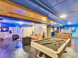 Lux Retreat with Indoor Swim Spa Game Lounge Theater Hot Tub Sauna