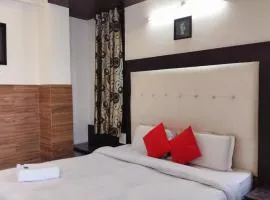 McLeod Ganj Best hotel Royal india #Cheapest hotel #Mountain View# Near Dalai Lama temple 100m
