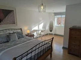 Romeo's Retreat