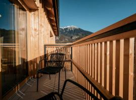 Trivrh Outdoor Hotel，位于Žirovnica的酒店