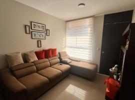 Casa privada y acogedora en Ica con Parking，位于伊察的乡村别墅