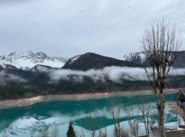 Lago Maina Appartamenti，位于绍里斯的酒店