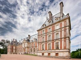 B&B Chateau de Villersexel，位于维勒塞瑟尔的带停车场的酒店