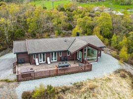 Stunning Home In Nedstrand With Sauna，位于Vik的酒店
