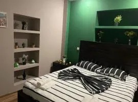 Huge apartment in Old Town for up to 9 people