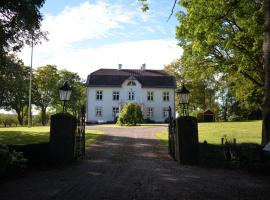 Södra Lund B&B，位于Vreta Kloster的豪华帐篷营地