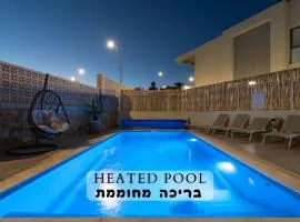 וילה אקווה סול DreamyRent Villa Aqua Sol