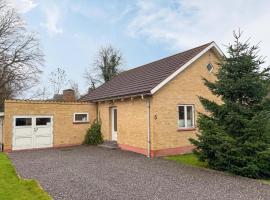 2 Bedroom Awesome Home In Nørreballe，位于诺尔巴勒的酒店