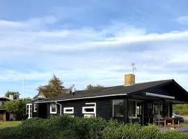 Gorgeous Home In Assens With Wifi