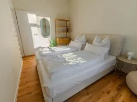 STAYLIGHT Stilvolle Suite in Celle mit Frühstück, Kaffee, kostenloser Parkplatz und Wohnküche