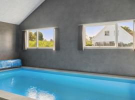 Villavilla 588 - Råbylille Strand, Lollandfalstermøn，位于斯泰厄的酒店