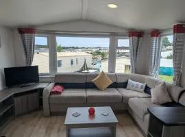 COSY PET FREE CARAVAN AT WESSEX BANK on HAVEN LITTLESEA WEYMOUTH