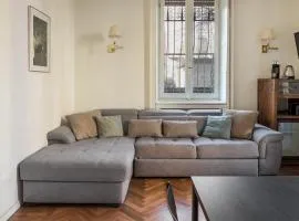Elegant Villa With Modern Apartments in Milan - CityLife District - M1