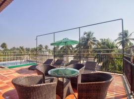 Hotel Sea Sapphire，位于卡兰古特的带泳池的酒店