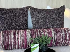 Coast Calgary Downtown Hotel & Suites by APA，位于卡尔加里的自助式住宿