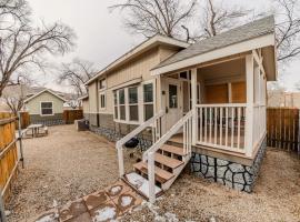 Petroglyph Point Cabin #17，位于摩押的酒店