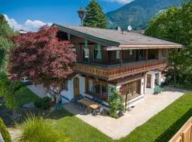 Holiday Home Villa Emma- Ferienhaus für bis zu 10 Personen- eigener Garten- absolute Privats by Interhome