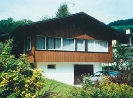 Holiday Home Chalet Magnus am Sarner See by Interhome，位于Oberwilen的别墅