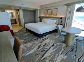 Nautilus Inn - Daytona Beach，位于代托纳海滩的酒店