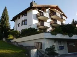 Apartment im Haus Chistasteggli by Interhome