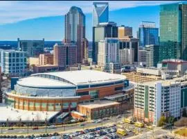 The Retreat in Uptown