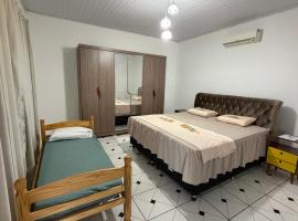 Casa inteira，位于Coxim的酒店