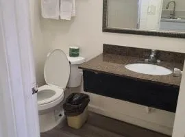 Relax Inn And Suites