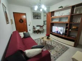 "Da Carla e Sandro"- Appartamento con parcheggio privato