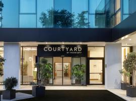 Courtyard by Marriott Milano Linate，位于米兰的酒店