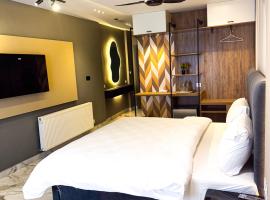 Metropole Hotel,位于穆里的酒店